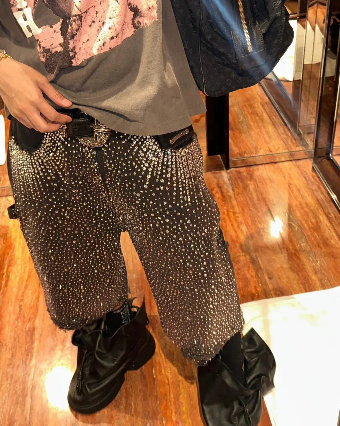 New Streetwear Twinkle Diamond Rivet Denim Shorts Harajuku Goth Retro Washed Brown Shorts High Waist Pants Mens Womens Clothing