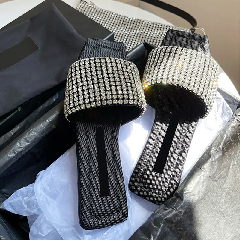 Ladies Shiny Crystal Slippers Summer Women Flat Slides Shoes Rhinestone Beading Sandals Female Clear Flipflops