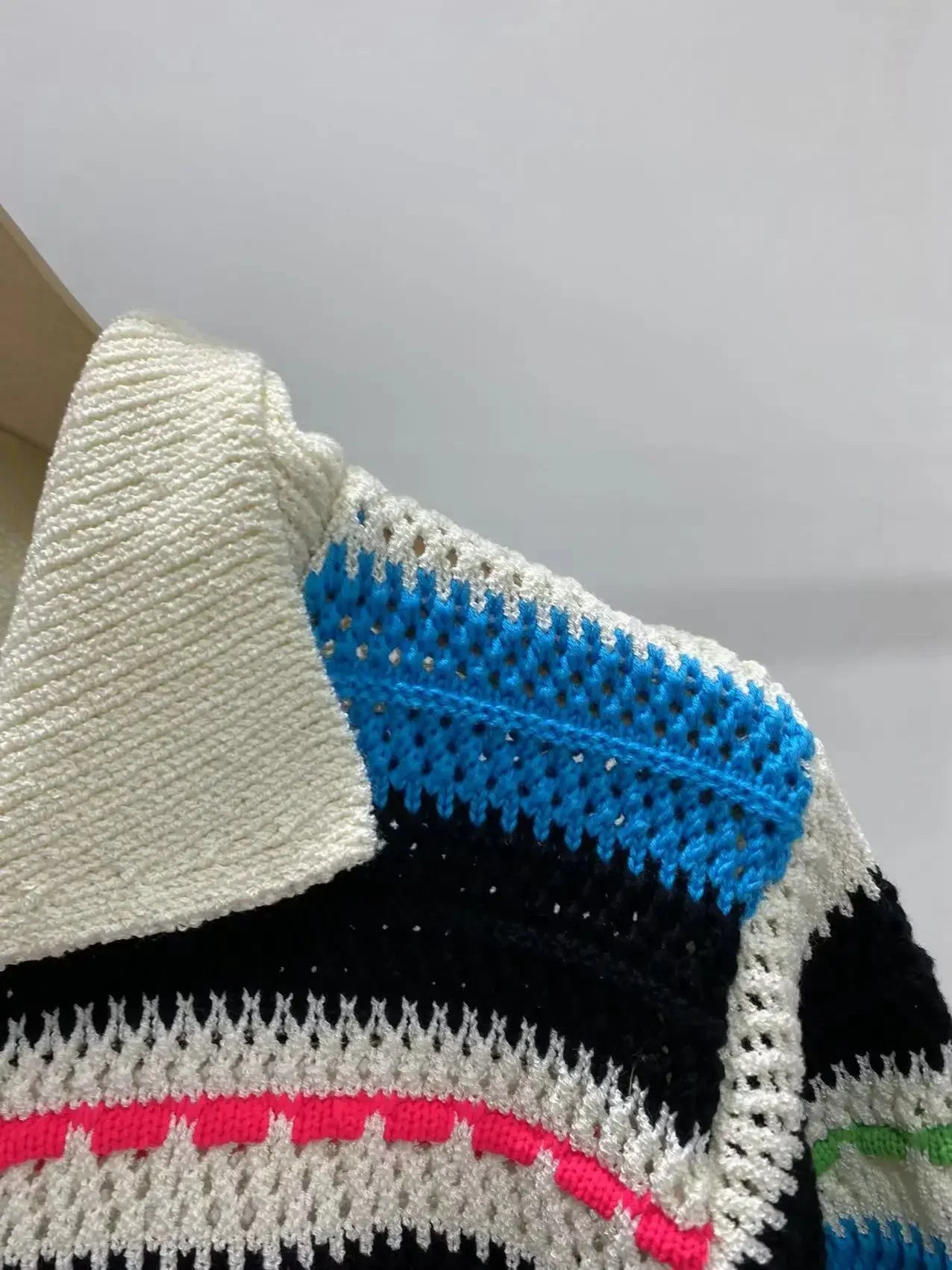 Stripes Hollow out Short Sweater Women Turn-down Collar Single Breasted Female Short-sleeved Knit Cardigan 2024 Spring Summer