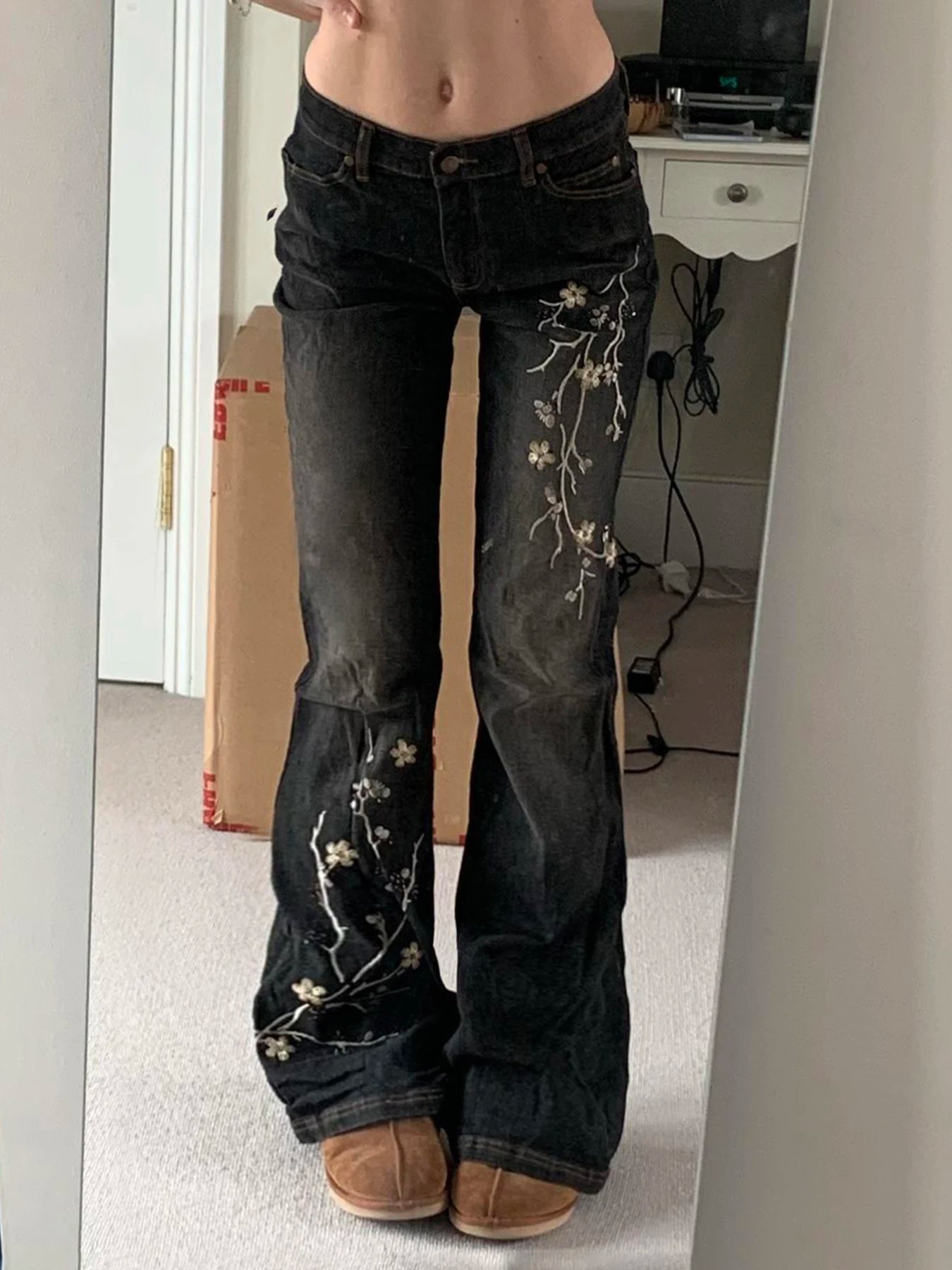 Weekeep Floral Embroidery Jeans Vintage 2000s Low Rise Flared Jeans Women Retro y2k Baggy Denim Pants High Street Basic Trousers
