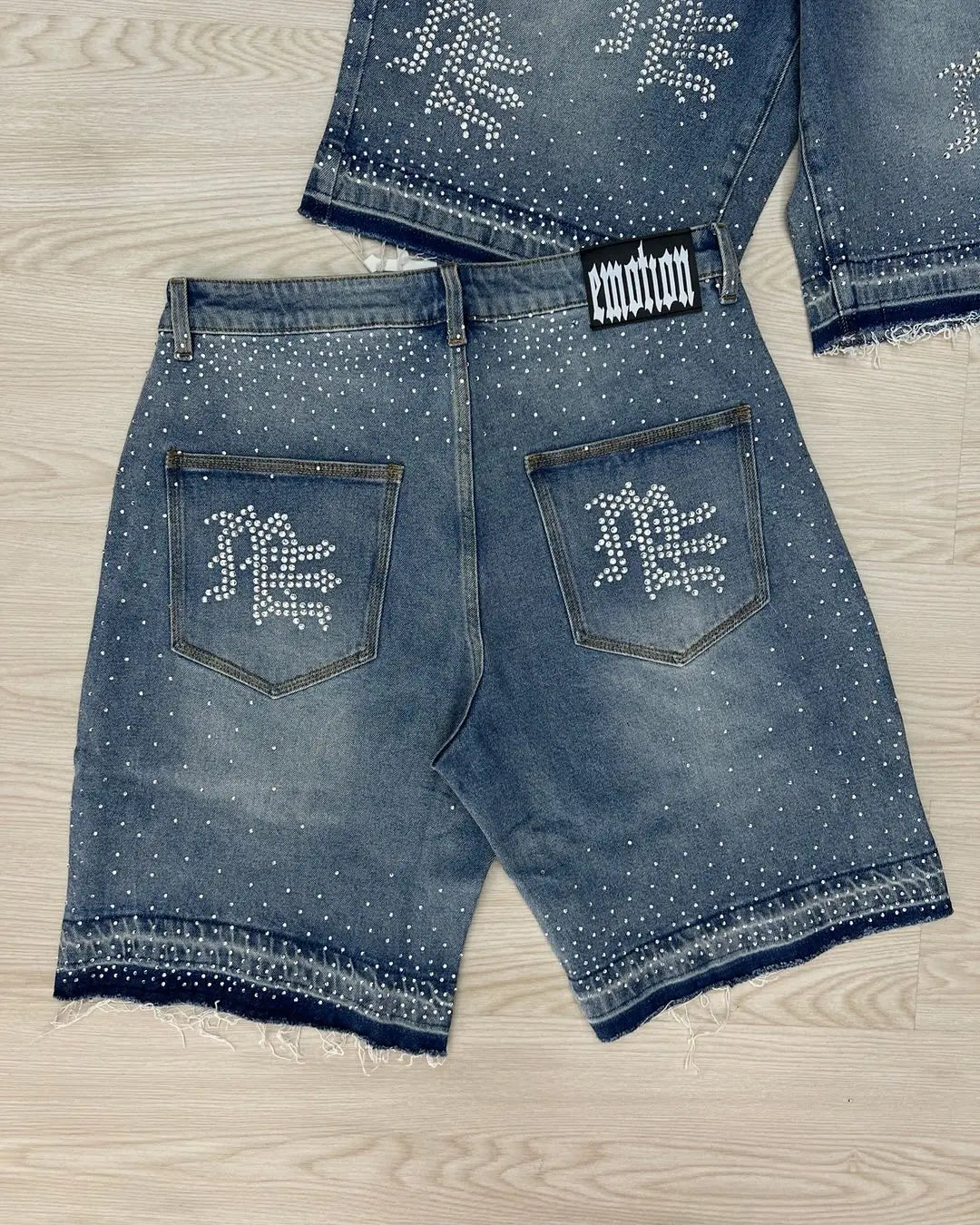 Retro Lettering Rhinestone Sequin Denim Shorts Y2K Jeans Men Women Hip Hop Vintage Washed Blue Baggy Shorts Over The Knee Pants